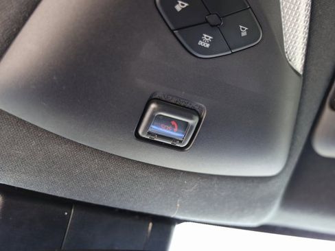 Certified 2020 Toyota C-HR XLE image 24