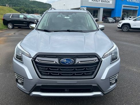 Used 2023 Subaru Forester Touring AWD/4WD image 9