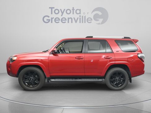 Used 2022 Toyota 4Runner SR5 RWD image 5
