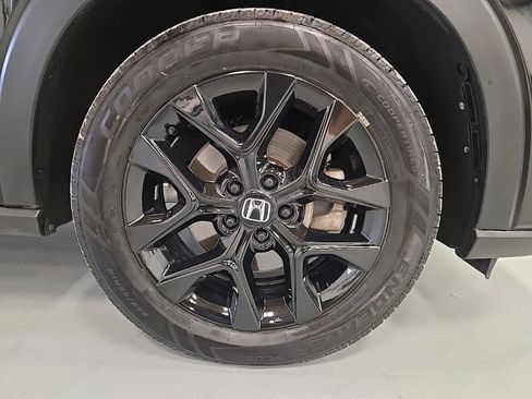 Used 2023 Honda HR-V Sport image 8