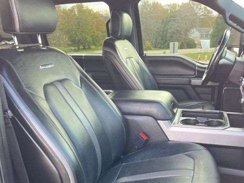 Used 2019 Ford F350 Limited image 12