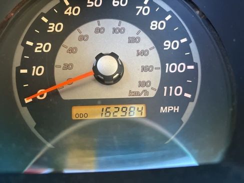 Used 2004 Toyota 4Runner SR5 image 15