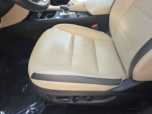 Used 2019 INFINITI QX50 Essential w/ Proactive Package FWD image 14