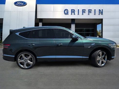 Used 2023 Genesis GV80 2.5T w/ Prestige Package AWD/4WD image 3