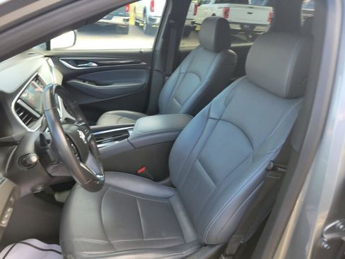 Used 2024 Buick Enclave Premium image 15