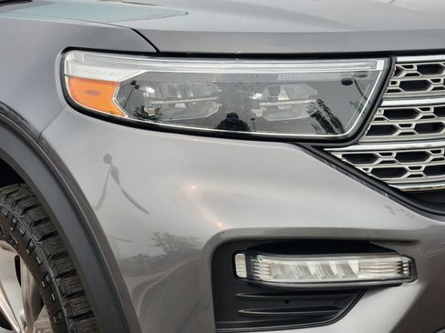 Used 2023 Ford Explorer Limited w/ Limited Technology Package AWD/4WD image 28