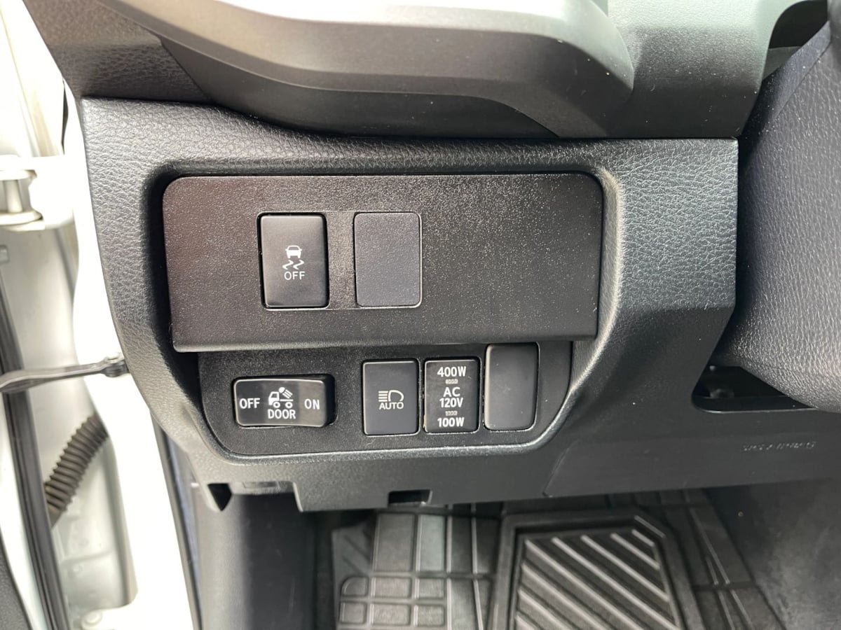 Used 2022 Toyota Tacoma TRD Off-Road RWD image 20