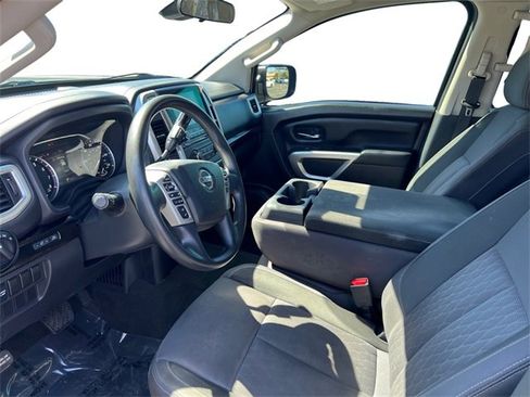 Used 2021 Nissan Titan SV w/ Accessory Utility Package image 12