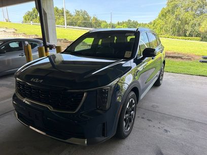 Used 2024 Kia Sorento S w/ Panoramic Sunroof Package