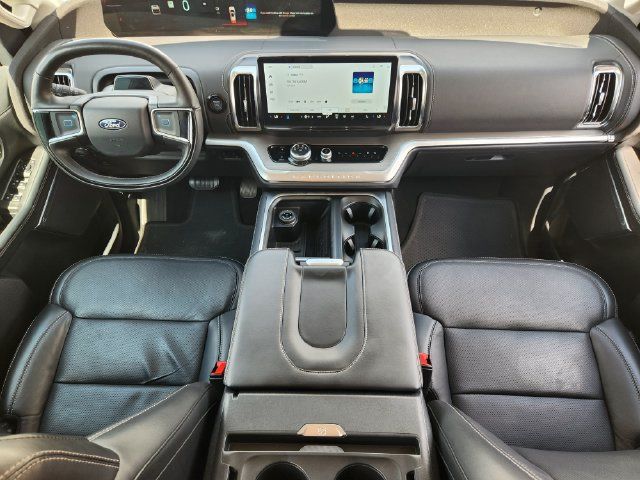 Used 2025 Ford Expedition Max Platinum AWD/4WD image 28