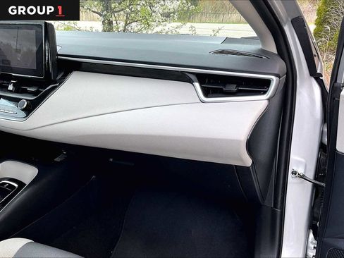 Certified 2024 Toyota Corolla LE w/ LE Premium Package FWD image 19