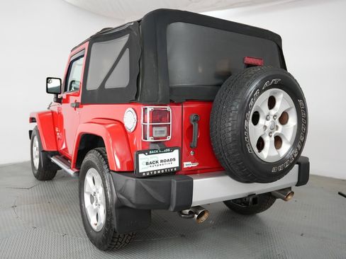 Used 2014 Jeep Wrangler Sahara w/ Mopar Chrome Edition Group image 7