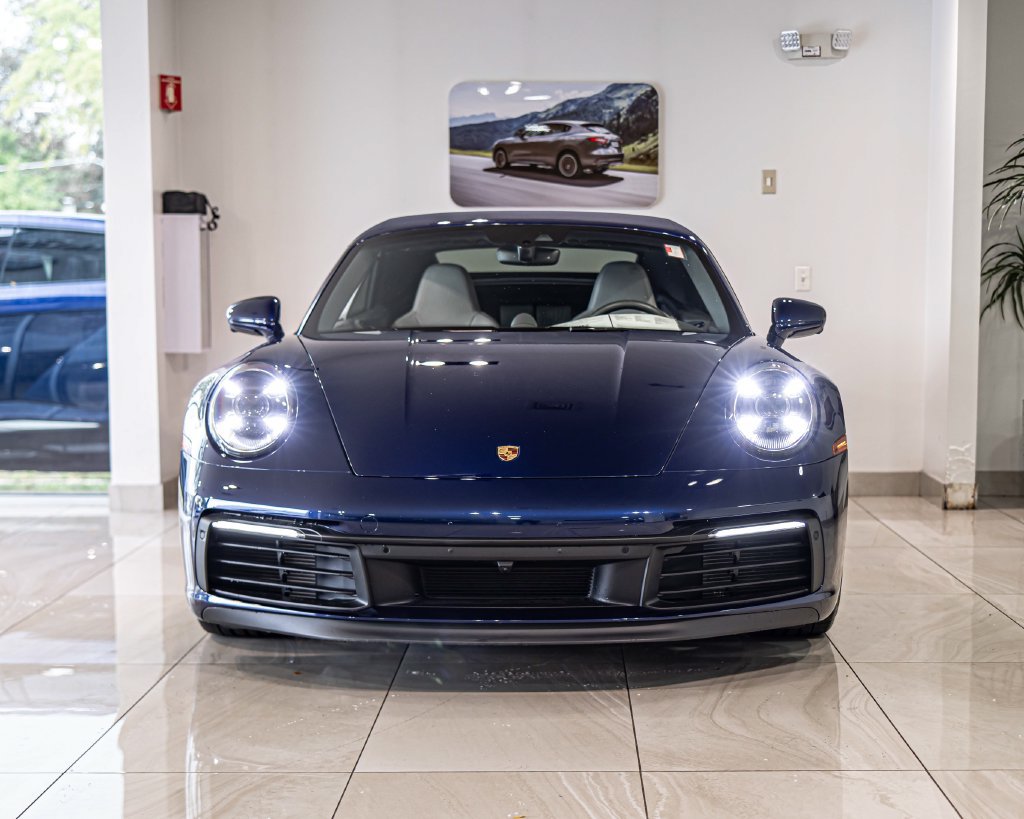 Used 2024 Porsche 911 Carrera 4S AWD/4WD image 2