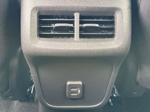 Used 2022 Chevrolet Equinox LT FWD image 17