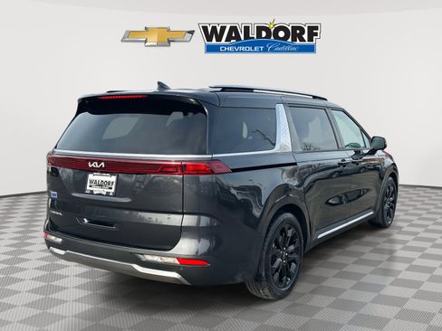 Used 2024 Kia Carnival SX image 6