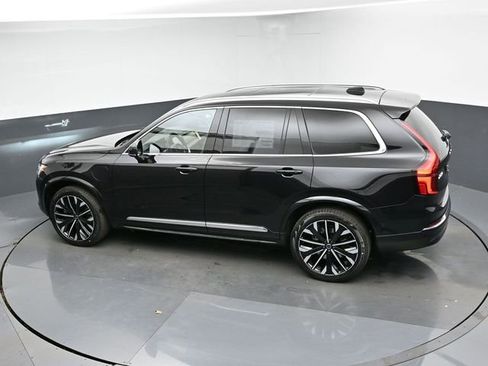 New 2026 Volvo XC90 T8 Plus image 48