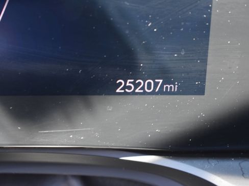 Used 2025 Buick Envista Sport Touring image 33