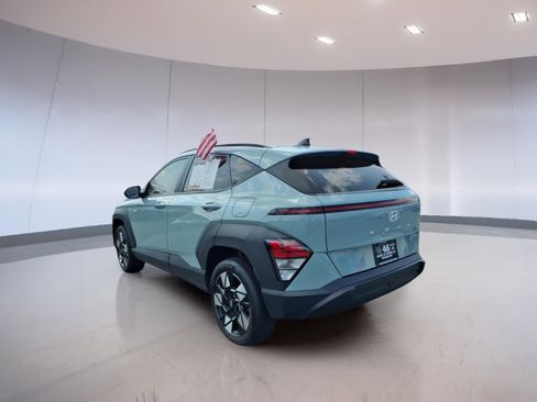 Used 2024 Hyundai Kona SEL AWD/4WD image 3
