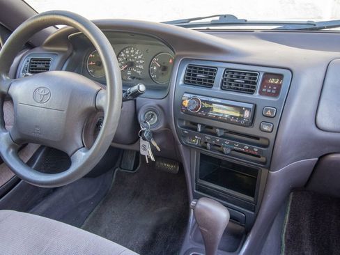 Used 1995 Toyota Corolla DX image 22