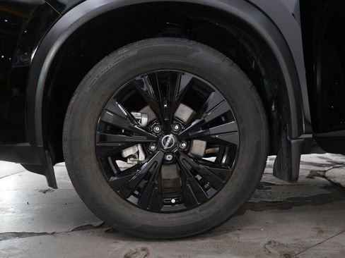 Used 2023 Nissan Rogue SV w/ SV Premium B Package FWD image 30
