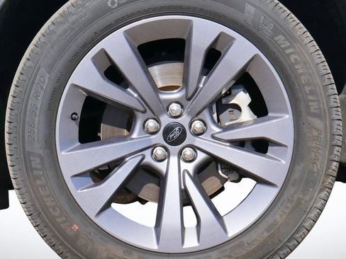 Used 2023 Ford Explorer XLT w/ Equipment Group 202A image 16