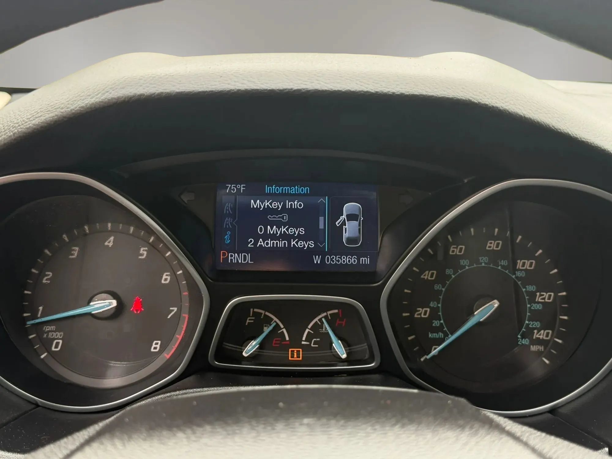 Used 2014 Ford Focus SE FWD image 19