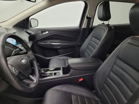 Used 2019 Ford Escape Titanium image 17