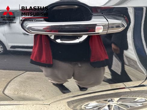 Used 2024 Cadillac XT4 Sport image 37