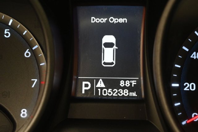 Used 2016 Hyundai Santa Fe Sport FWD image 6
