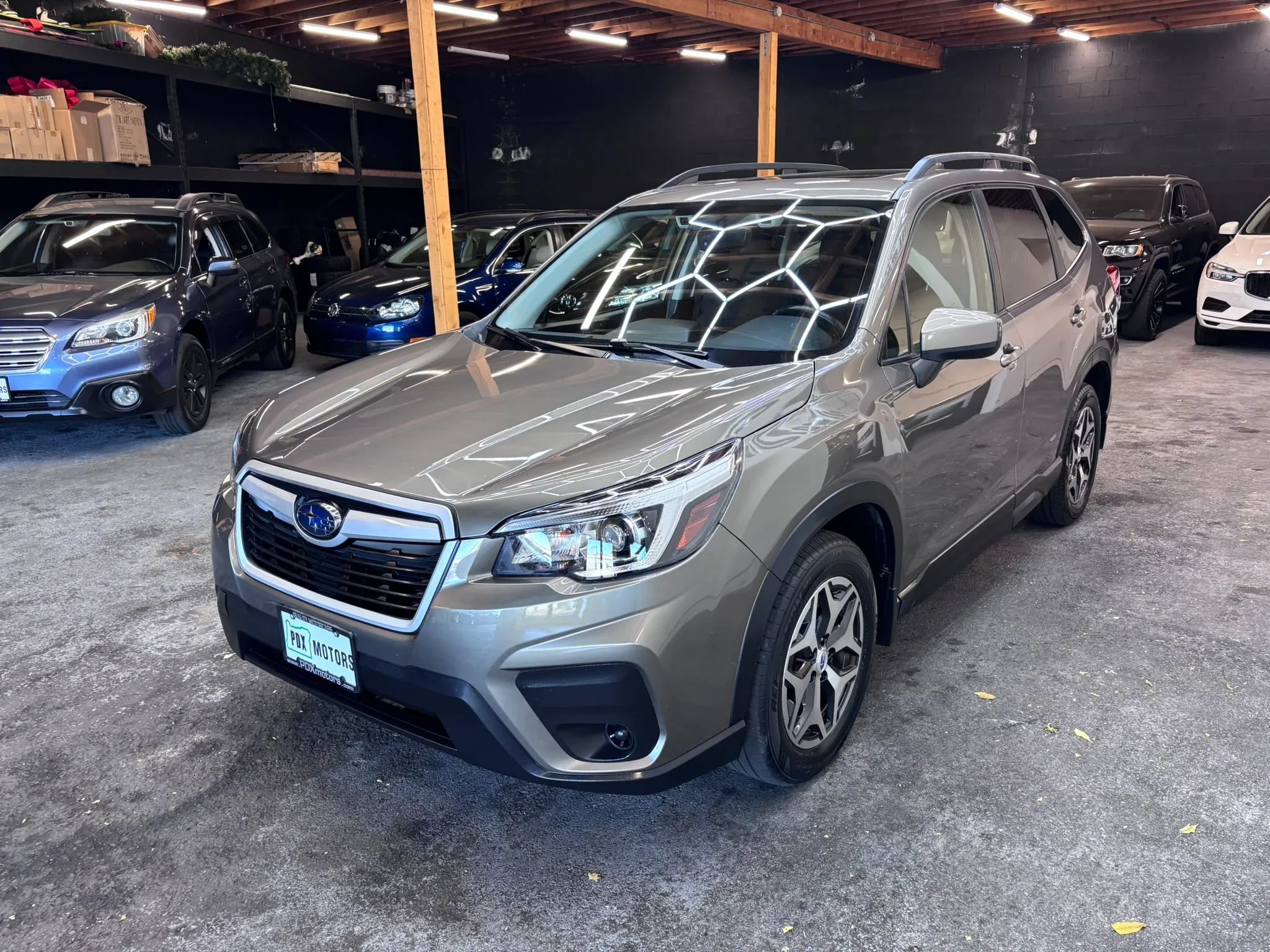 Used 2019 Subaru Forester Premium w/ All-Weather Package AWD/4WD image 3
