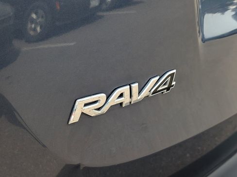 Used 2013 Toyota RAV4 Limited image 13