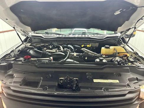 Used 2017 Ford F250 XL w/ Power Equipment Group image 20