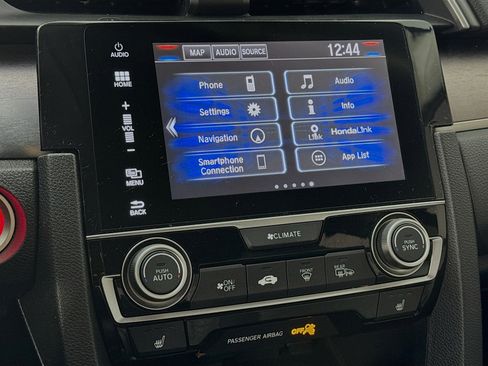 Used 2017 Honda Civic Touring image 15
