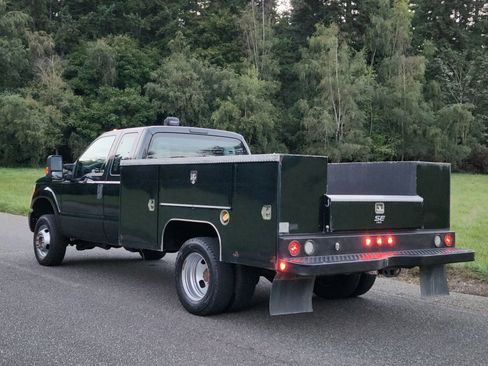 Used 2015 Ford F350 XL w/ Power Equipment Group image 3