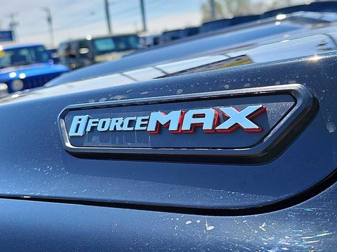 Used 2025 Toyota Tacoma TRD Sport w/ TRD Sport Premium Package AWD/4WD image 34