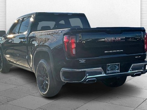Used 2022 GMC Sierra 1500 SLT image 11