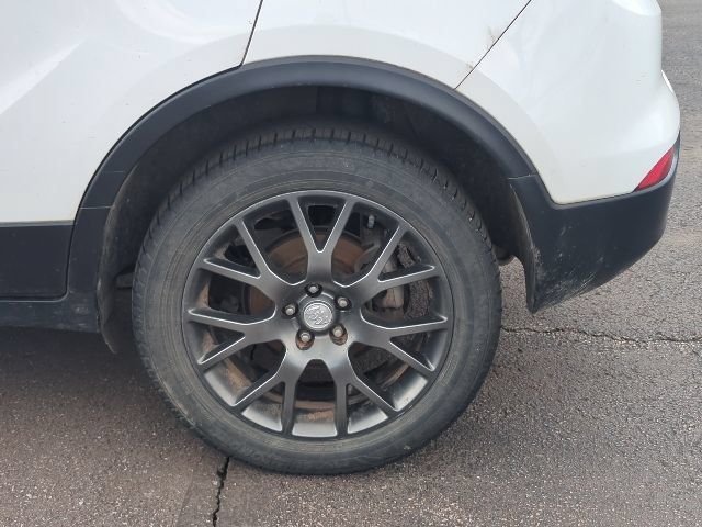 Used 2019 Buick Encore Sport Touring AWD/4WD image 11