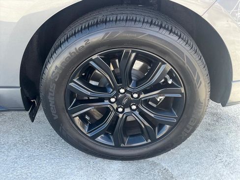 Certified 2024 Ford Edge SE w/ Black Appearance Package image 21