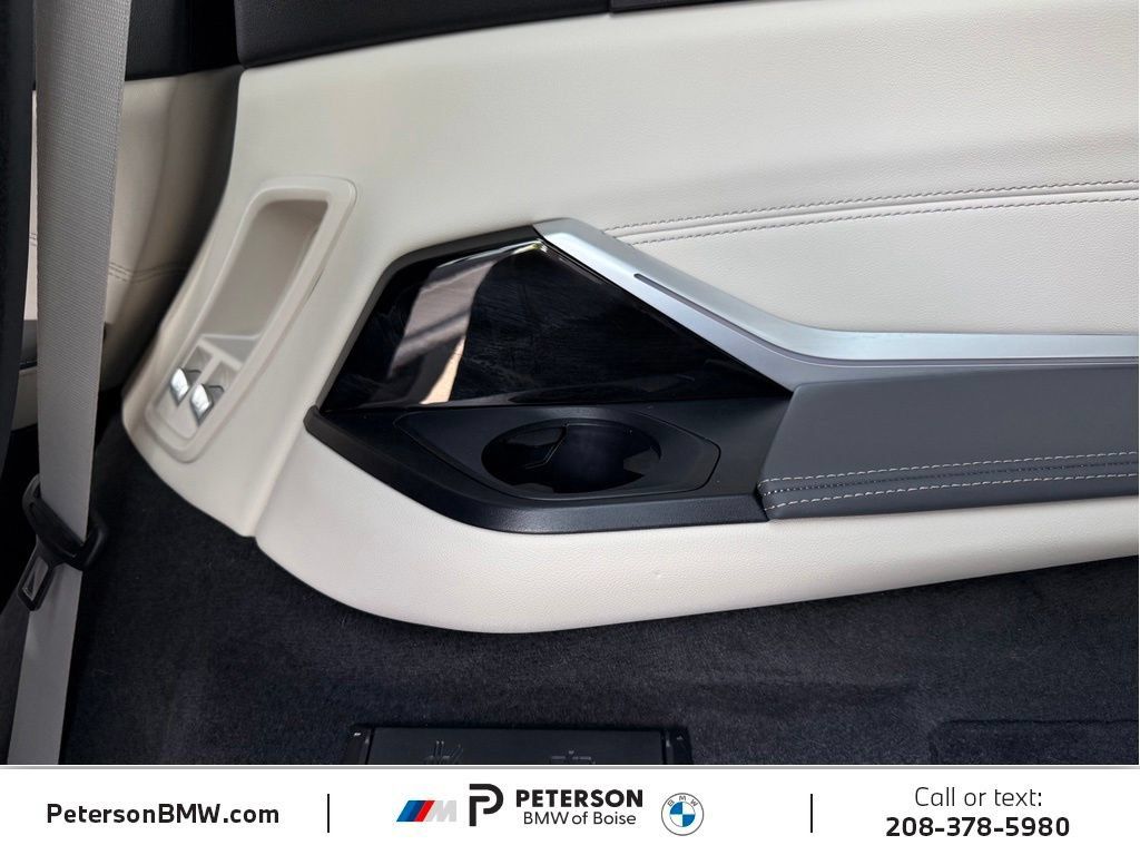 Used 2026 BMW ALPINA XB7 AWD/4WD image 26