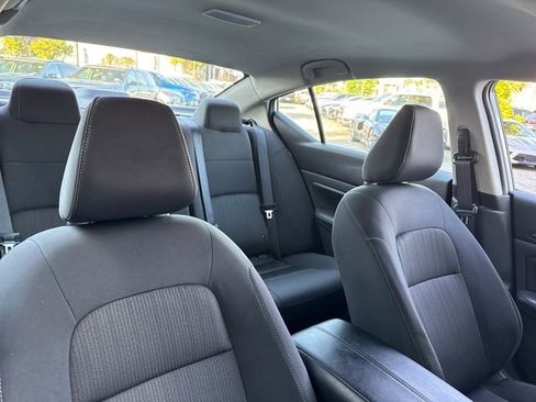 Used 2025 Nissan Altima 2.5 SV image 30