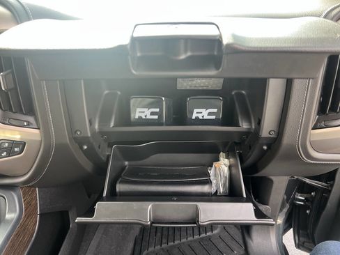 Used 2018 GMC Sierra 1500 Denali w/ Denali Ultimate Package image 33