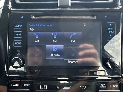 Used 2017 Toyota Prius Three Touring FWD image 23