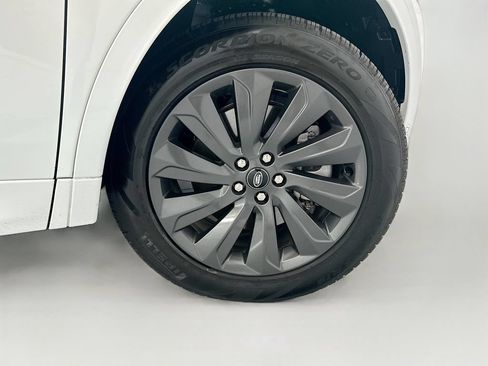 Certified 2025 Land Rover Discovery Sport S AWD/4WD image 31