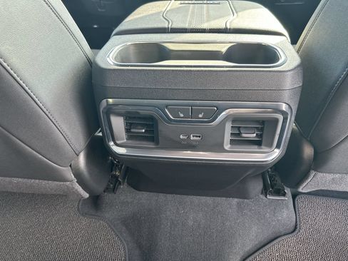 Used 2025 Chevrolet Silverado 2500 High Country w/ High Country Premium Package AWD/4WD image 21