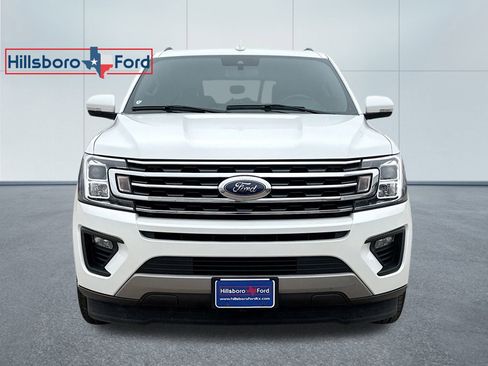 Used 2021 Ford Expedition Max XLT image 2