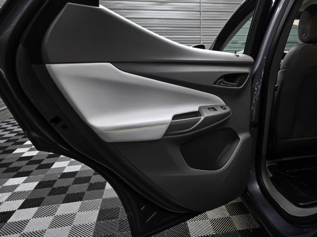 Used 2023 Chevrolet Bolt EUV Premier FWD image 34