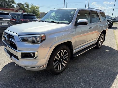 Used 2022 Toyota 4Runner Limited image 3