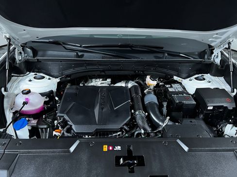 Used 2024 Hyundai Santa Fe Calligraphy image 9