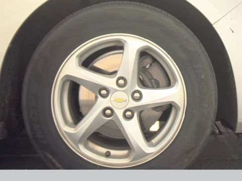 Used 2018 Chevrolet Malibu LS image 10