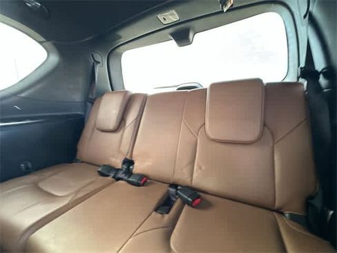 Used 2024 INFINITI QX80 Sensory w/ Cargo Package image 17